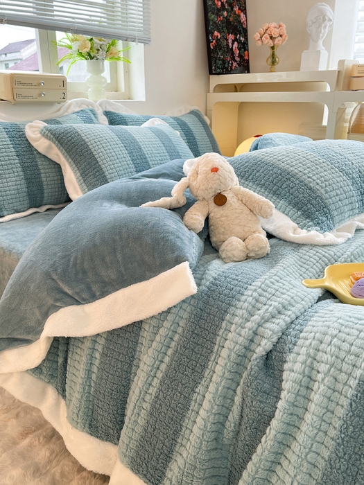 91家纺网 家纺一手货源 找家纺 欧冠 2023新款泰迪绒兔绒牛奶绒四件套 泰迪绒-湖绿