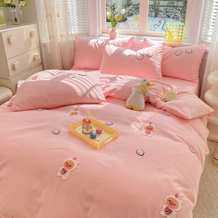 91家纺网 家纺一手货源 找家纺 欧冠 2023新款秋冬保暖专版水洗棉麻毛巾绣四件套 奶茶宝宝