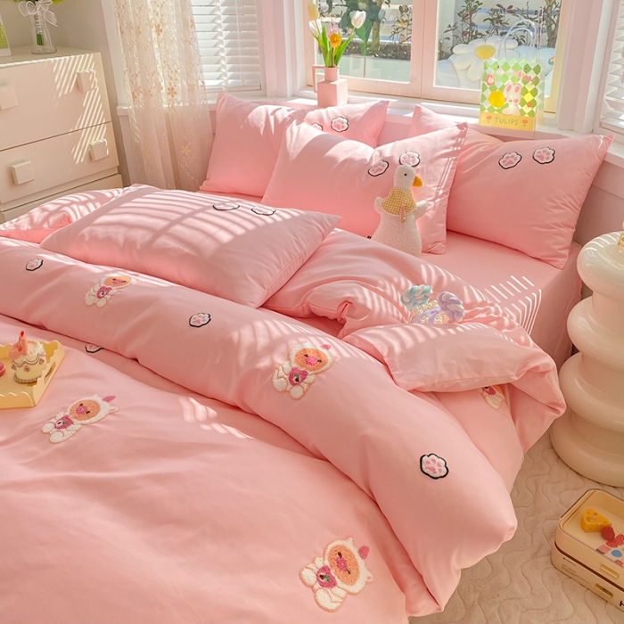 91家纺网 家纺一手货源 找家纺 欧冠 2023新款秋冬保暖专版水洗棉麻毛巾绣四件套 奶茶宝宝