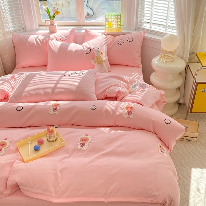 91家纺网 家纺一手货源 找家纺 欧冠 2023新款秋冬保暖专版水洗棉麻毛巾绣四件套 奶茶宝宝