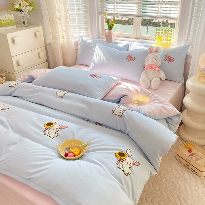 91家纺网 家纺一手货源 找家纺 欧冠 2023新款秋冬保暖专版水洗棉麻毛巾绣四件套 兔宝贝-兰