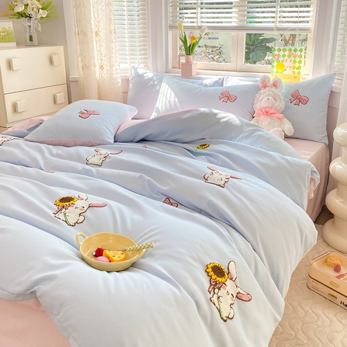 91家纺网 家纺一手货源 找家纺 欧冠 2023新款秋冬保暖专版水洗棉麻毛巾绣四件套 兔宝贝-兰