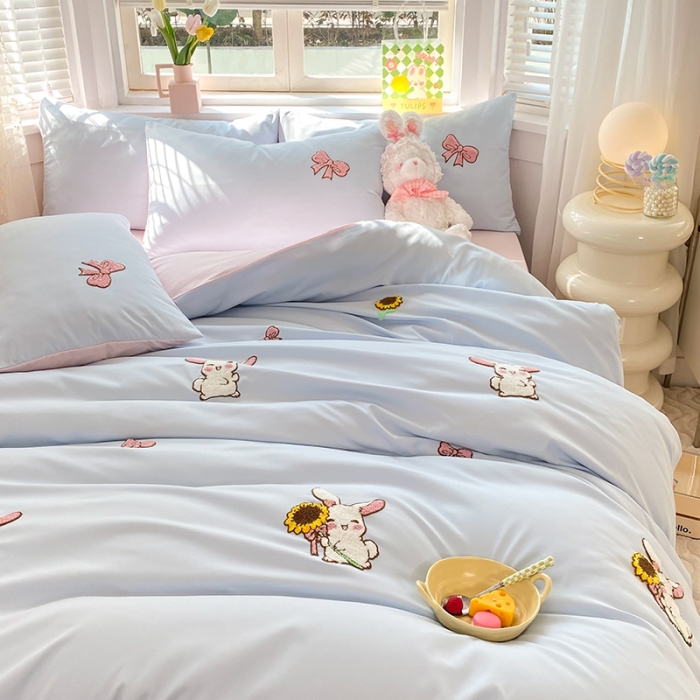 91家纺网 家纺一手货源 找家纺 欧冠 2023新款秋冬保暖专版水洗棉麻毛巾绣四件套 兔宝贝-兰