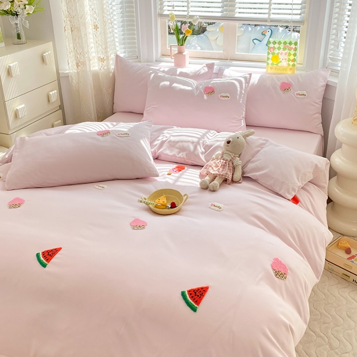 91家纺网 家纺一手货源 找家纺 欧冠 2023新款秋冬保暖专版水洗棉麻毛巾绣四件套 西瓜