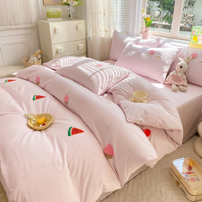 91家纺网 家纺一手货源 找家纺 欧冠 2023新款秋冬保暖专版水洗棉麻毛巾绣四件套 西瓜