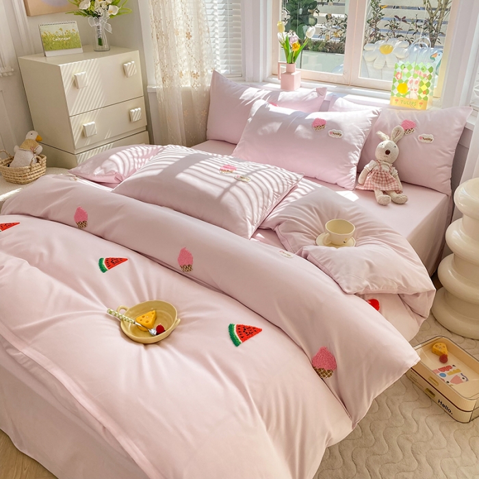 91家纺网 家纺一手货源 找家纺 欧冠 2023新款秋冬保暖专版水洗棉麻毛巾绣四件套 西瓜