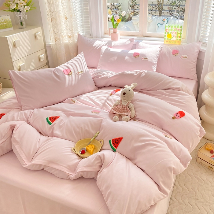 91家纺网 家纺一手货源 找家纺 欧冠 2023新款秋冬保暖专版水洗棉麻毛巾绣四件套 西瓜