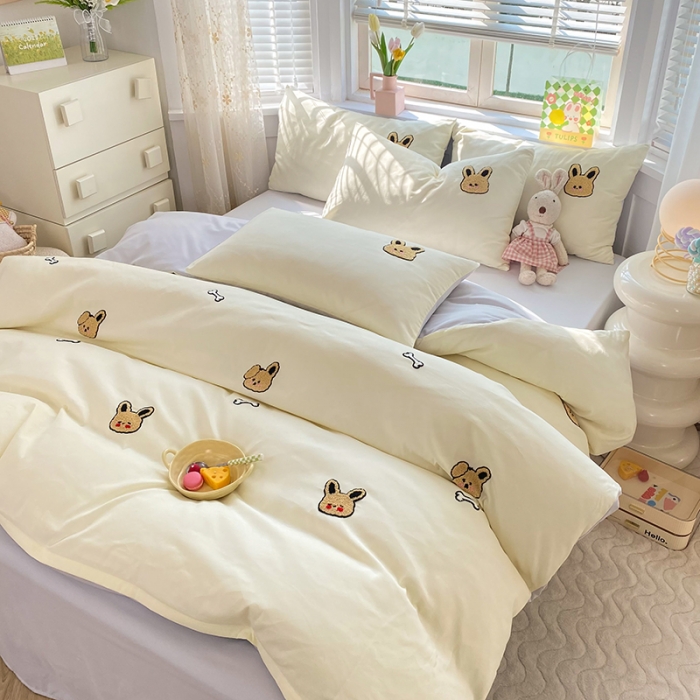 91家纺网 家纺一手货源 找家纺 欧冠 2023新款秋冬保暖专版水洗棉麻毛巾绣四件套 小狗