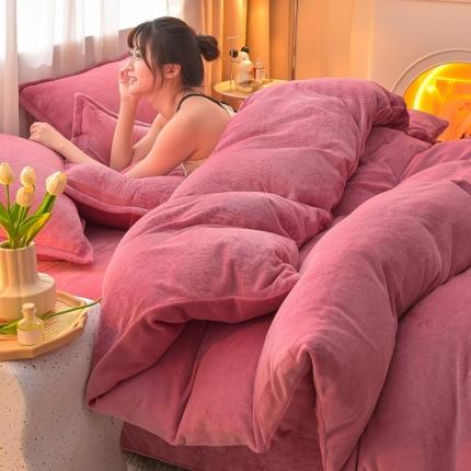 91家纺网 家纺一手货源 找家纺 （总）简爱2025新款纯色双拼牛奶绒四件套被套（跑量款）直播