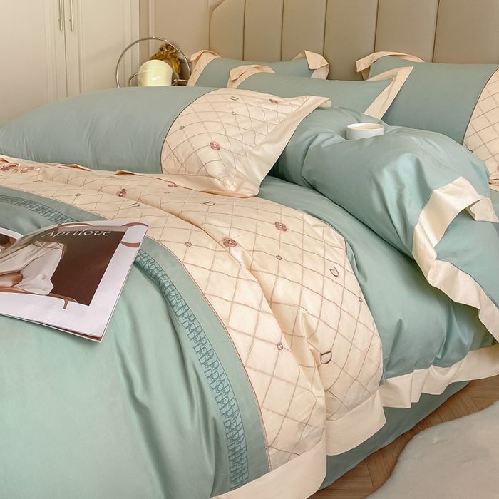 91家纺网 家纺一手货源 找家纺 （总）欧冠 2023秋冬保暖60S全棉刺绣拼接菲曼系列四件套