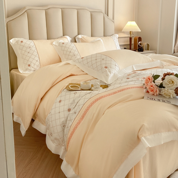 91家纺网 家纺一手货源 找家纺 欧冠 2023秋冬保暖60S全棉刺绣拼接菲曼系列四件套 菲曼-香槟