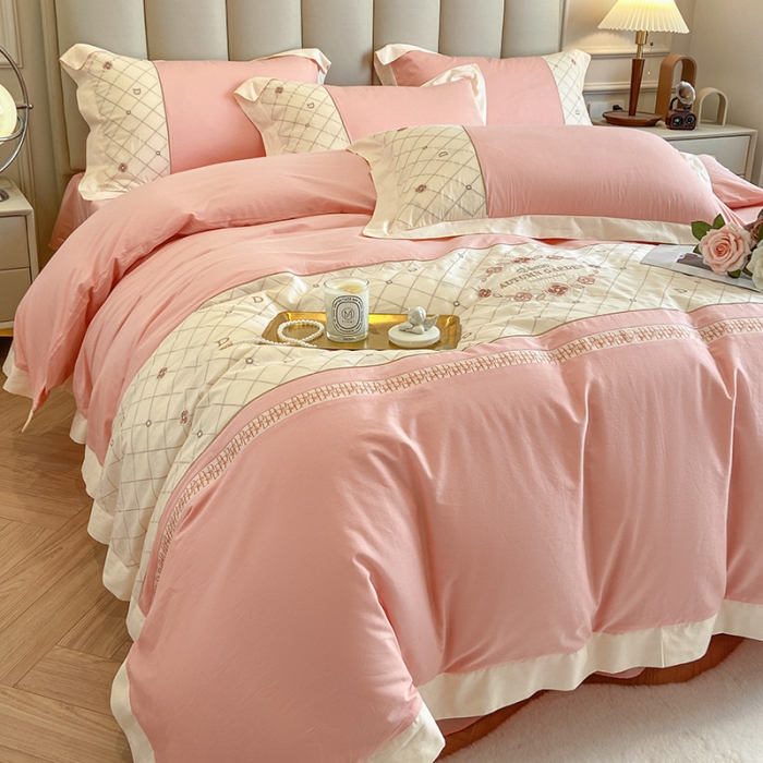 91家纺网 家纺一手货源 找家纺 欧冠 2023秋冬保暖60S全棉刺绣拼接菲曼系列四件套 菲曼-樱花粉