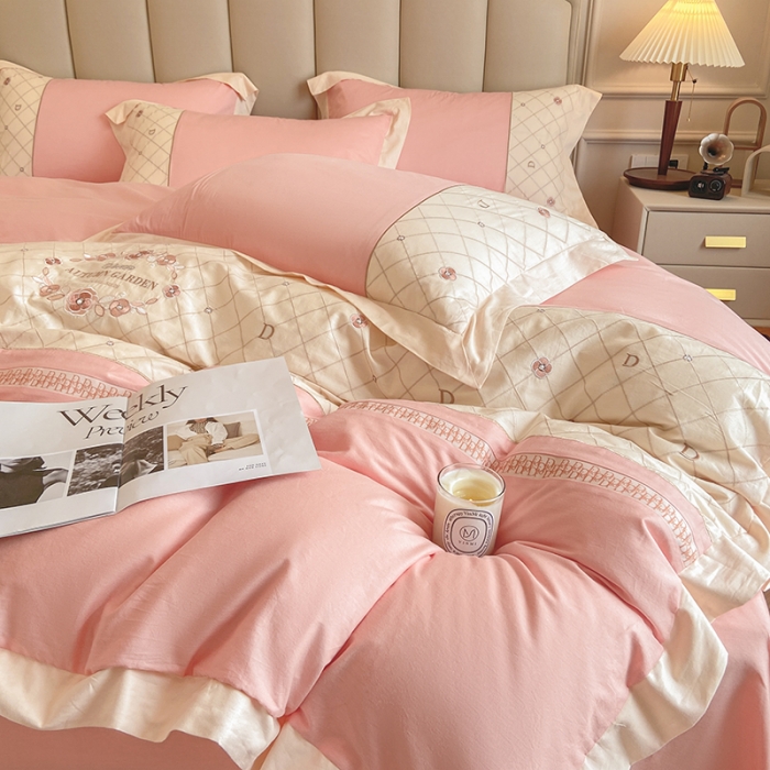 91家纺网 家纺一手货源 找家纺 欧冠 2023秋冬保暖60S全棉刺绣拼接菲曼系列四件套 菲曼-樱花粉