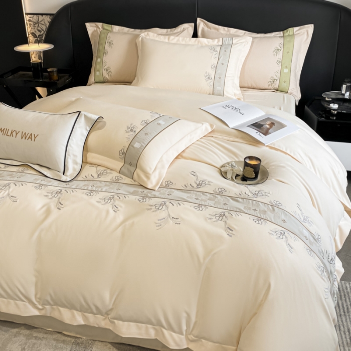 91家纺网 家纺一手货源 找家纺 欧冠 2023新款秋冬保暖锦绣棉简约绣花艾莎系列四件套 艾莎-米黄