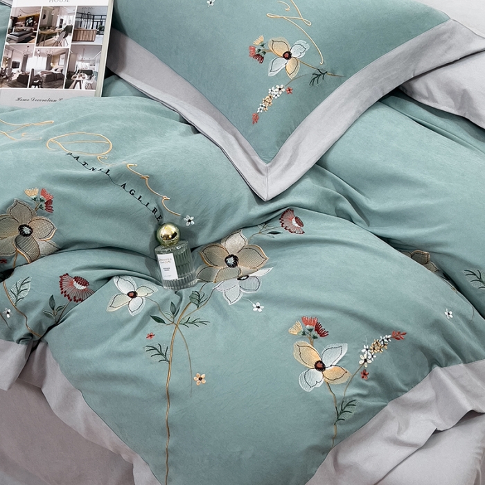 91家纺网 家纺一手货源 找家纺 （总）欧冠 2023新款秋冬保暖云锦棉刺绣宽边盛夏光年系列四件套