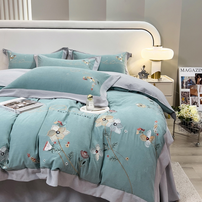 91家纺网 家纺一手货源 找家纺 欧冠 2023新款秋冬保暖云锦棉刺绣宽边盛夏光年系列四件套 盛夏光年-田园绿