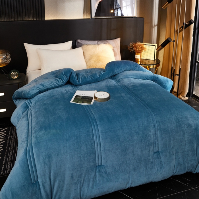 91家纺网 家纺一手货源 找家纺 钰博 2023新款双面牛奶绒大豆养 颜被 宝蓝色