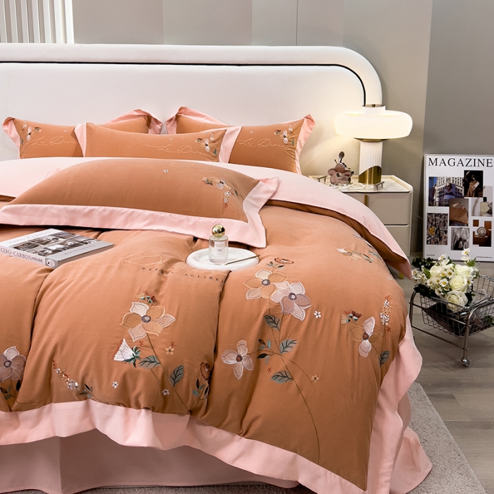 91家纺网 家纺一手货源 找家纺 欧冠 2023新款秋冬保暖云锦棉刺绣宽边盛夏光年系列四件套 盛夏光年-胭脂橙