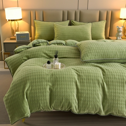 91家纺网 家纺一手货源 找家纺 （总） A类 2023新款雕花绒被套牛奶绒四件套230g克贝壳边