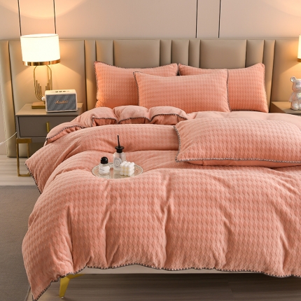 91家纺网 家纺一手货源 找家纺 （总） A类 2023新款雕花绒被套牛奶绒四件套230g克贝壳边