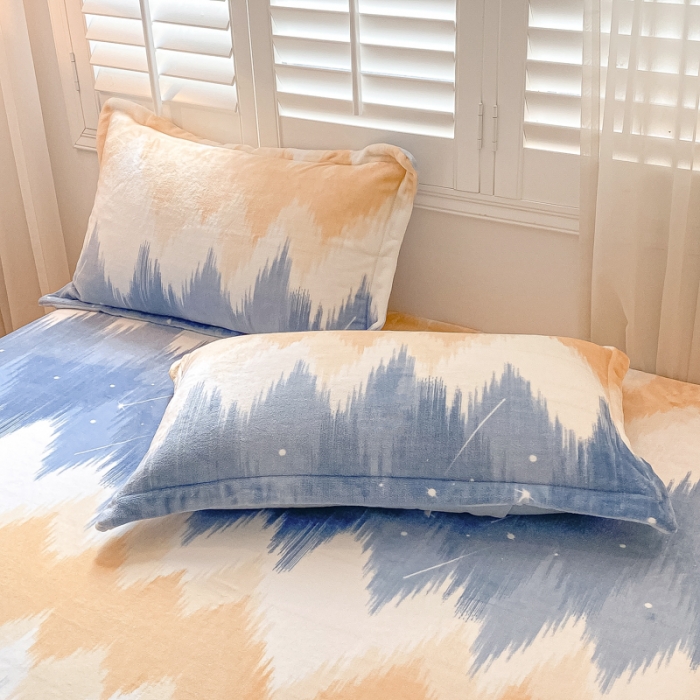 91家纺网 家纺一手货源 找家纺 欧邦 新款印花牛奶绒单品床笠 流星雨