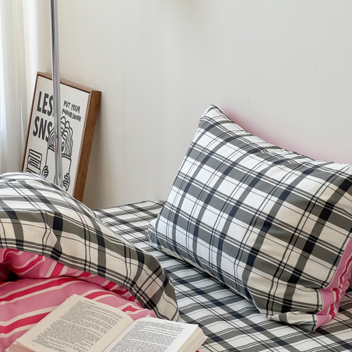 91家纺网 家纺一手货源 找家纺 时年 2023新款全棉印花优选系列四件套 简约黑格