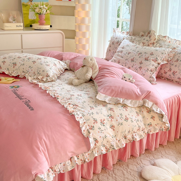 91家纺网 家纺一手货源 找家纺 （总）绒兔兔 2023新款双层纱棉加水晶绒牛奶绒四件套