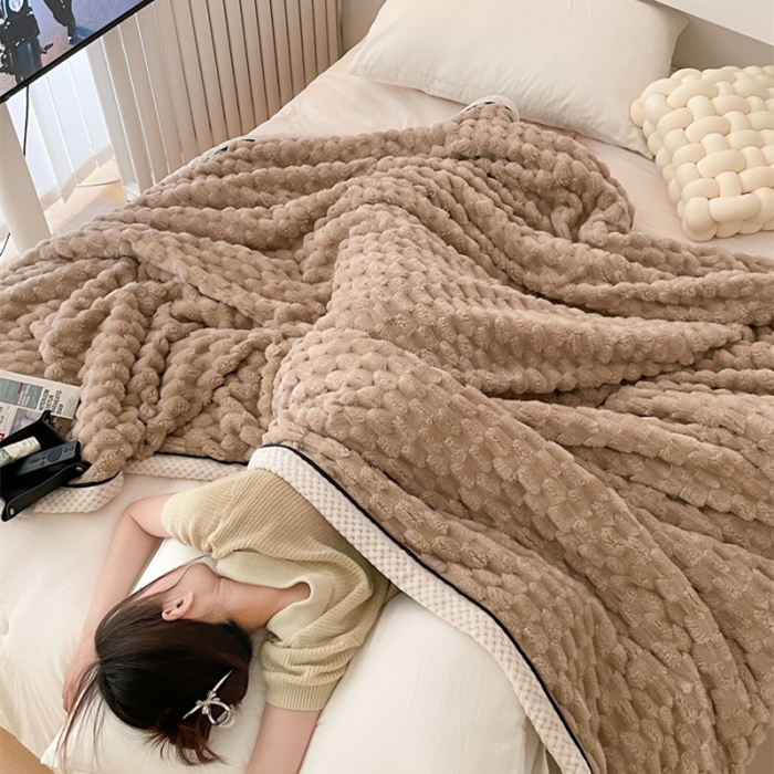 91家纺网 家纺一手货源 找家纺 爆款A类金龟绒单层毛毯贝贝绒多功能双面绒盖毯 金龟绒-奶咖