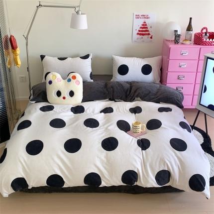 星期八 2023新款210g双面牛奶绒印花四件套 波点