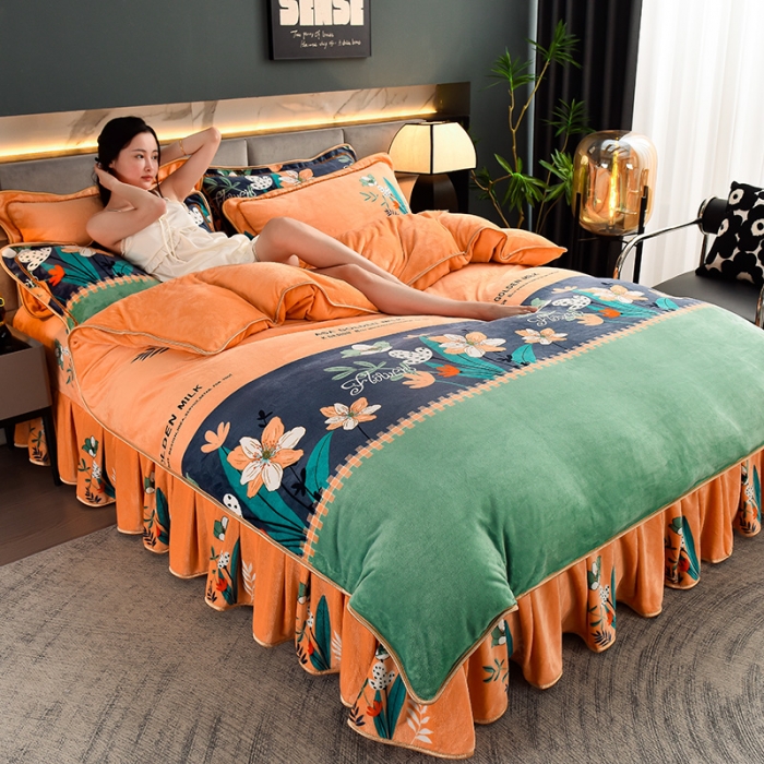 91家纺网 家纺一手货源 找家纺 盈超2023新款A类高克重印花牛奶绒金貂绒床裙款保暖绒四件套 简易时尚