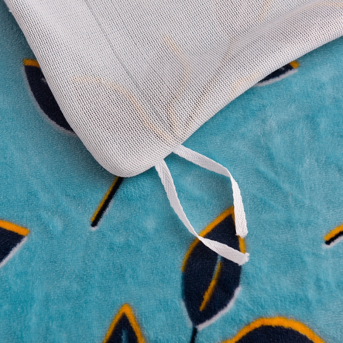 91家纺网 家纺一手货源 找家纺 盈超2023新款A类高克重印花牛奶绒金貂绒床裙款保暖绒四件套 雏菊