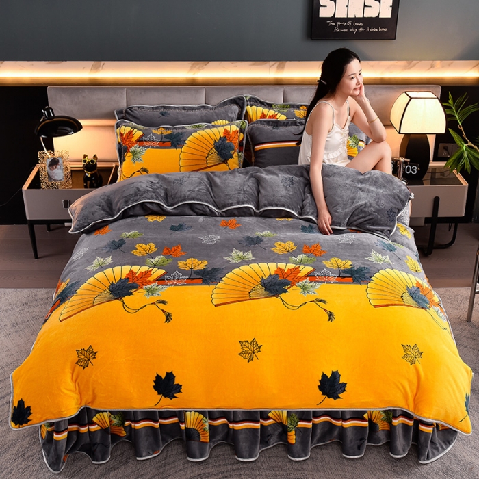 91家纺网 家纺一手货源 找家纺 盈超2023新款A类高克重印花牛奶绒金貂绒床裙款保暖绒四件套 折扇