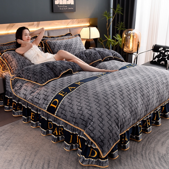 91家纺网 家纺一手货源 找家纺 盈超新款A类高克重印花牛奶绒金貂绒床裙款保暖绒四件套 DEAR风情