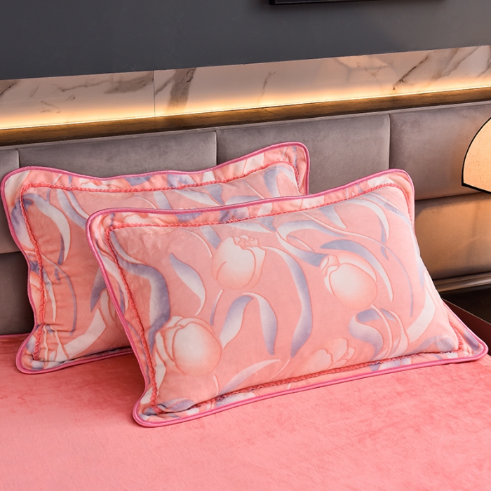 91家纺网 家纺一手货源 找家纺 盈超2023新款A类高克重印花牛奶绒金貂绒床裙款保暖绒四件套 郁金香