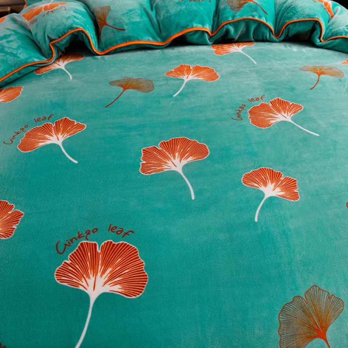 91家纺网 家纺一手货源 找家纺 盈超2023新款A类高克重印花牛奶绒金貂绒床裙款保暖绒四件套 绿庭扇叶