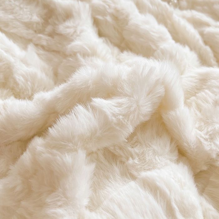 91家纺网 家纺一手货源 找家纺 （总）澳梵 2023新款立体压花兔兔绒牛奶绒四件套