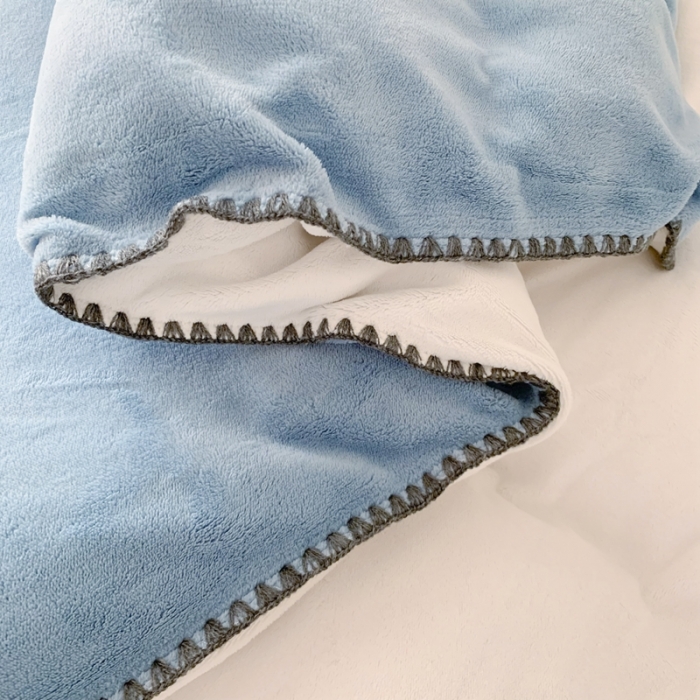 91家纺网 家纺一手货源 找家纺 蜜柚 2024新款牛奶绒贝壳边毛巾绣四件套 淘气熊猫