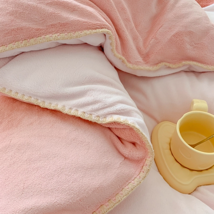 91家纺网 家纺一手货源 找家纺 蜜柚 2024新款牛奶绒贝壳边毛巾绣四件套 小确幸