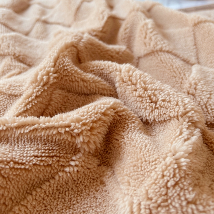 91家纺网 家纺一手货源 找家纺 梦舒羽 2025直播新款高克重塔芙绒羊羔绒多功能盖毯毛毯 棋盘格咖