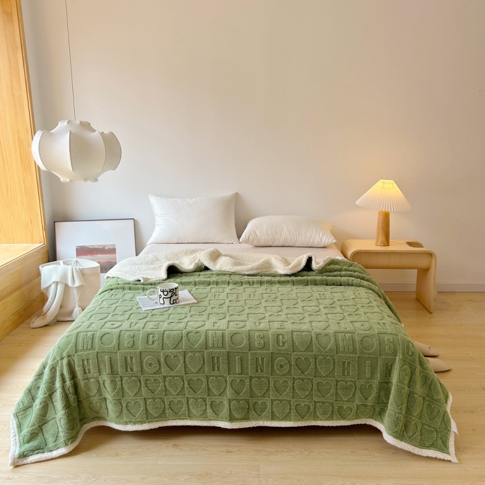 91家纺网 家纺一手货源 找家纺 梦舒羽 2025直播新款高克重塔芙绒羊羔绒多功能盖毯毛毯 简爱 绿