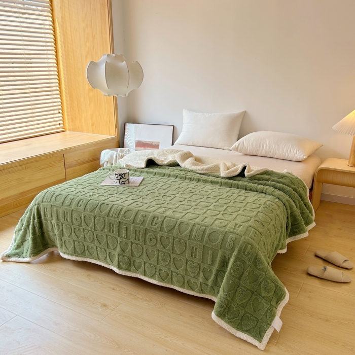 91家纺网 家纺一手货源 找家纺 梦舒羽 2025直播新款高克重塔芙绒羊羔绒多功能盖毯毛毯 简爱 绿