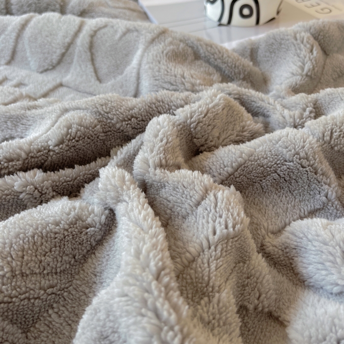 91家纺网 家纺一手货源 找家纺 梦舒羽 2025直播新款高克重塔芙绒羊羔绒多功能盖毯毛毯 简爱 灰