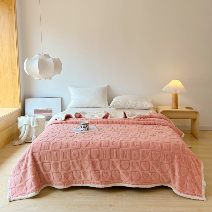 91家纺网 家纺一手货源 找家纺 梦舒羽 2025直播新款高克重塔芙绒羊羔绒多功能盖毯毛毯 简爱 粉