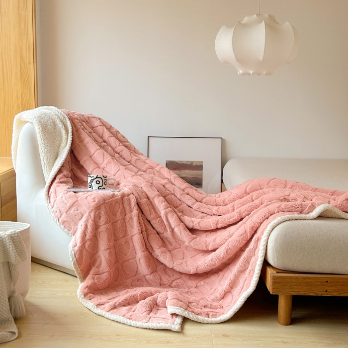91家纺网 家纺一手货源 找家纺 梦舒羽 2025直播新款高克重塔芙绒羊羔绒多功能盖毯毛毯 简爱 粉