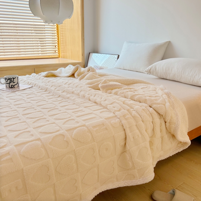 91家纺网 家纺一手货源 找家纺 梦舒羽 2025直播新款高克重塔芙绒羊羔绒多功能盖毯毛毯 简爱 白