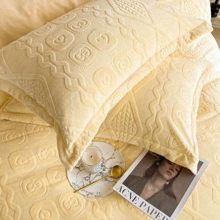 91家纺网 家纺一手货源 找家纺 （总）寐居家纺 2023年高克重烂花牛奶绒枕套