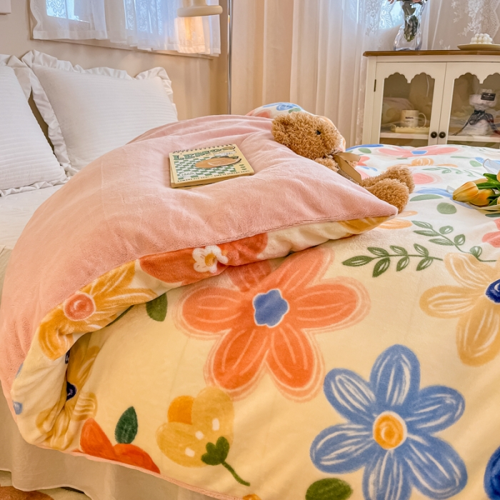 91家纺网 家纺一手货源 找家纺 眠博士 2023新款系列9印花简单款三件套 简单款单被套-花漾粉