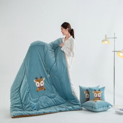 91家纺网 家纺一手货源 找家纺 （总）雷娜家居加厚5斤长毛绒可爱围巾鹿抱枕被