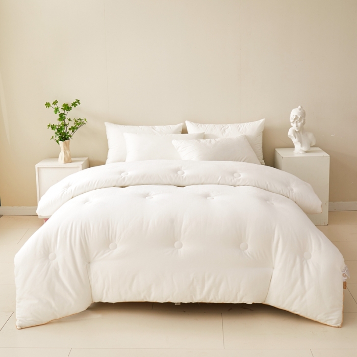 91家纺网 家纺一手货源 找家纺 （总）德芙 2023新款全棉40s大提花酒店风冬被