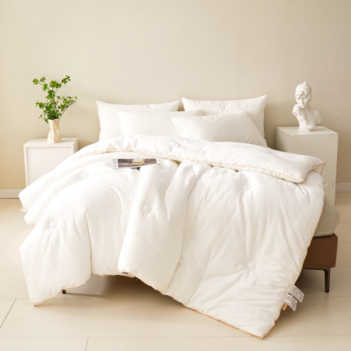 91家纺网 家纺一手货源 找家纺 德芙2023新款全棉40s大提花酒店风冬被 春秋被 被子 被芯别具一格